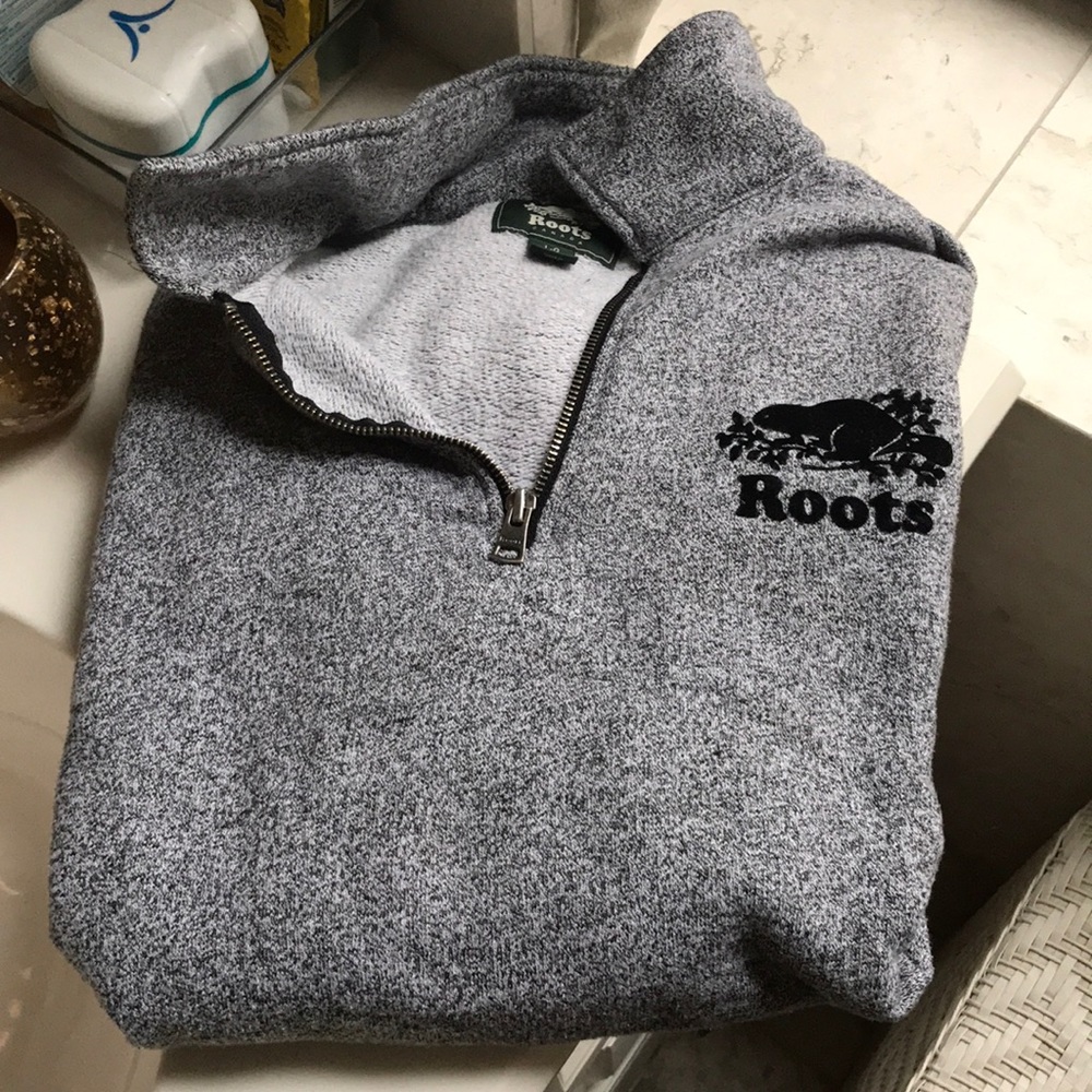 Roots 3/4 collared zip size large in grey